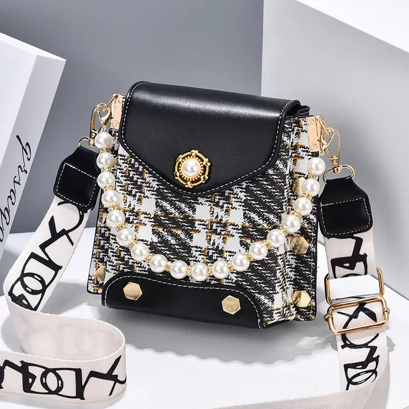 ファッション クロスボディバッグ ショルダーバッグ かわいい ブラック ルクスシャル Luxe Char