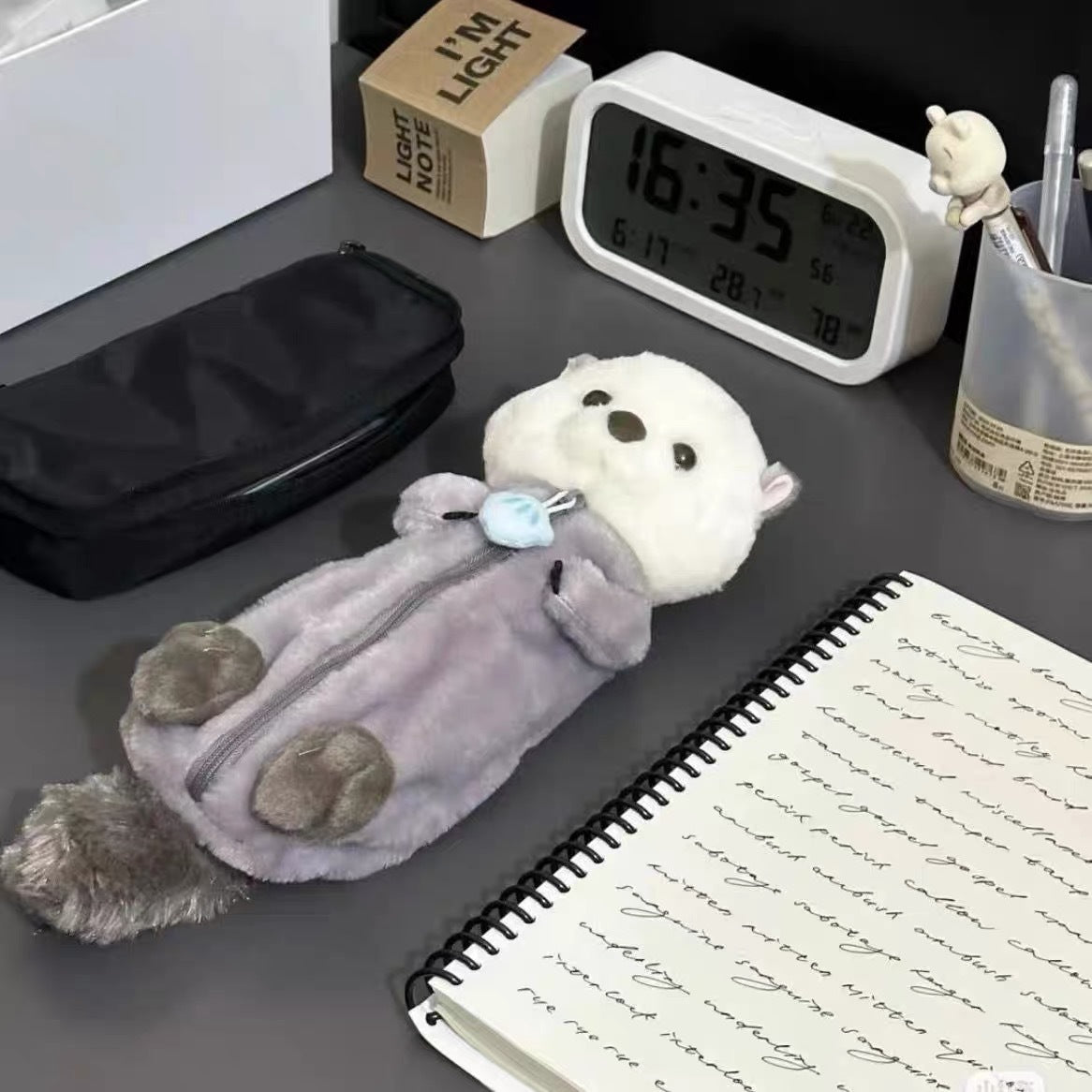 ペンケース かわいい ふわふわ ラッコ カモノハシ サメ - ルクス・シャル Luxe Char