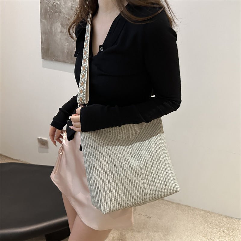 コーデュロイ素材のおしゃれなバッグ - ルクス・シャル Luxe Char