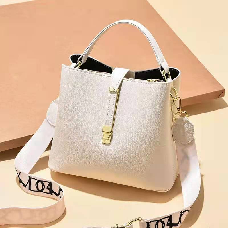 女性用バッグ ショルダーバッグ おしゃれ - ルクス・シャル Luxe Char
