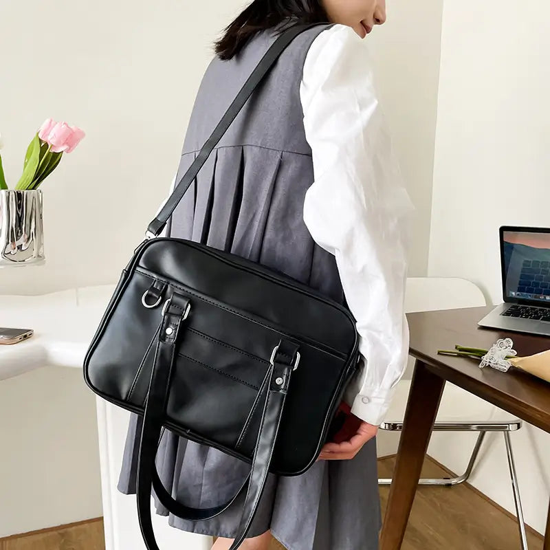 スクールバッグ 高校生 中学生 かわいい ブラック ルクスシャル Luxe Char