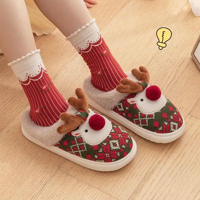 可愛いクリスマスのぬいぐるみスリッパ 冬用 トナカイ  滑り止め付き フロア・ベッドルーム・ホームスリッパ 女性用 ふわふわルームシューズ - ルクスシャル Luxe Char